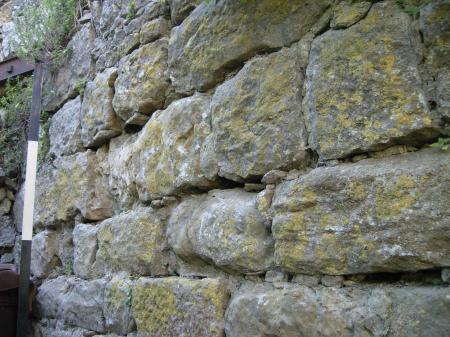 Vestiges de l'enceinte de la prison de l'inquisition de Carcassonne. Photo Dominique Baudreu.